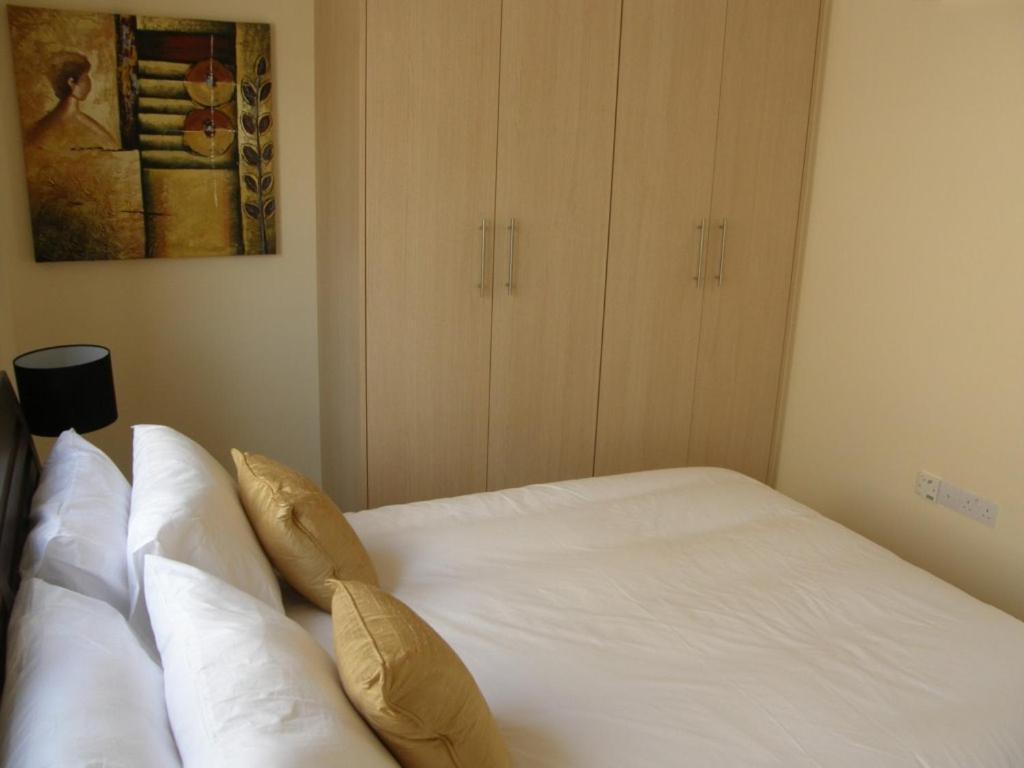 Kronos Holiday Apartments Paralimni Zimmer foto